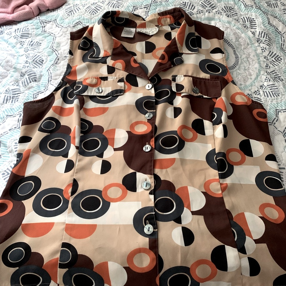 Kathy Che dressy button from tank top, Sz Lg